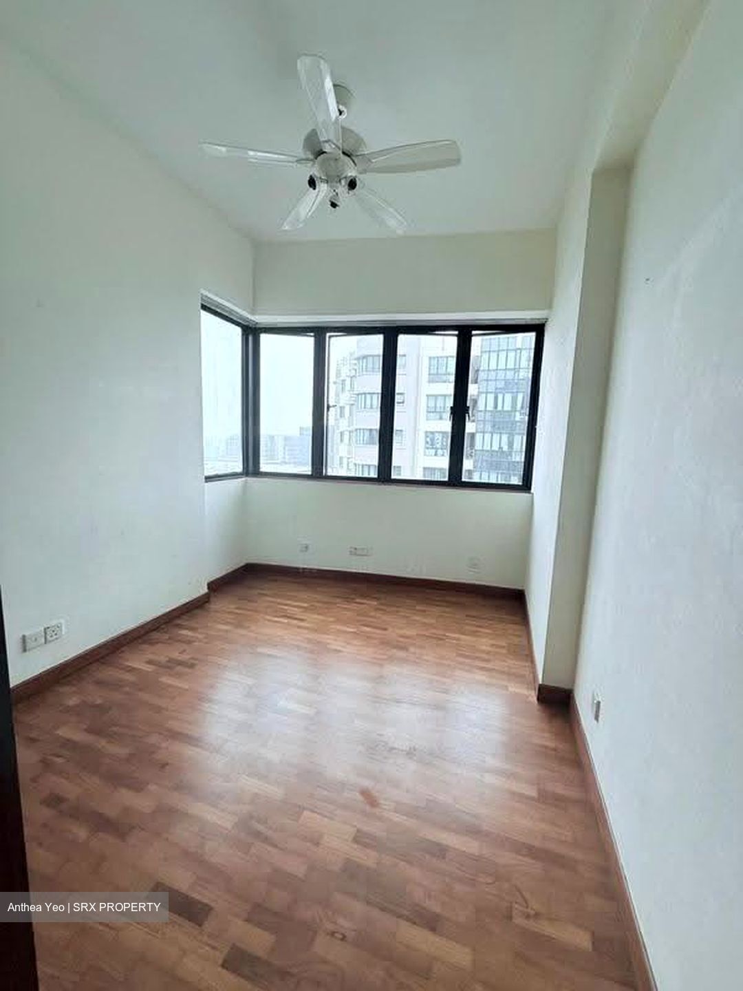 Simsville (D14), Condominium #622198891